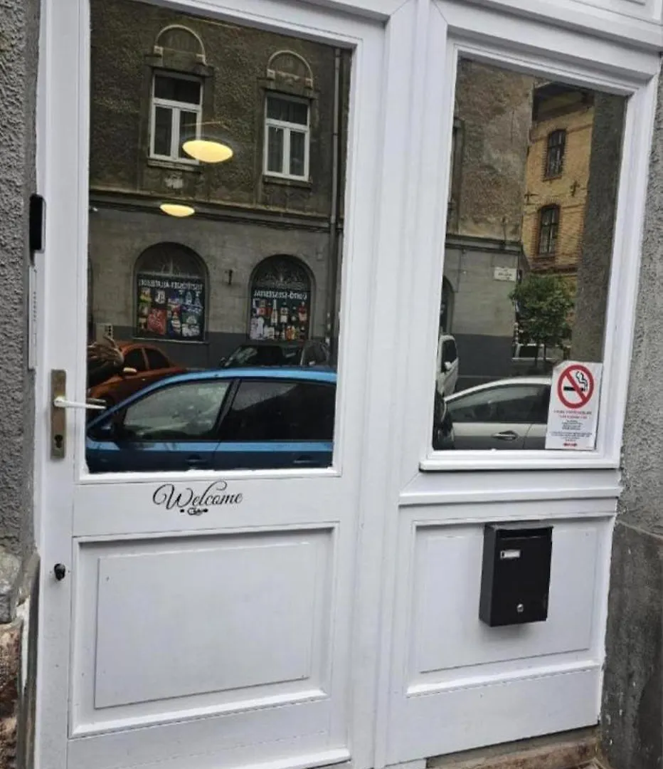 7Dab 6 Contactless Self Check-In Apartment Budapest 0*,  Hungary