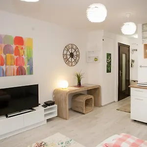 Hanna Studio Is In The Heart Of Pest Broadway 公寓